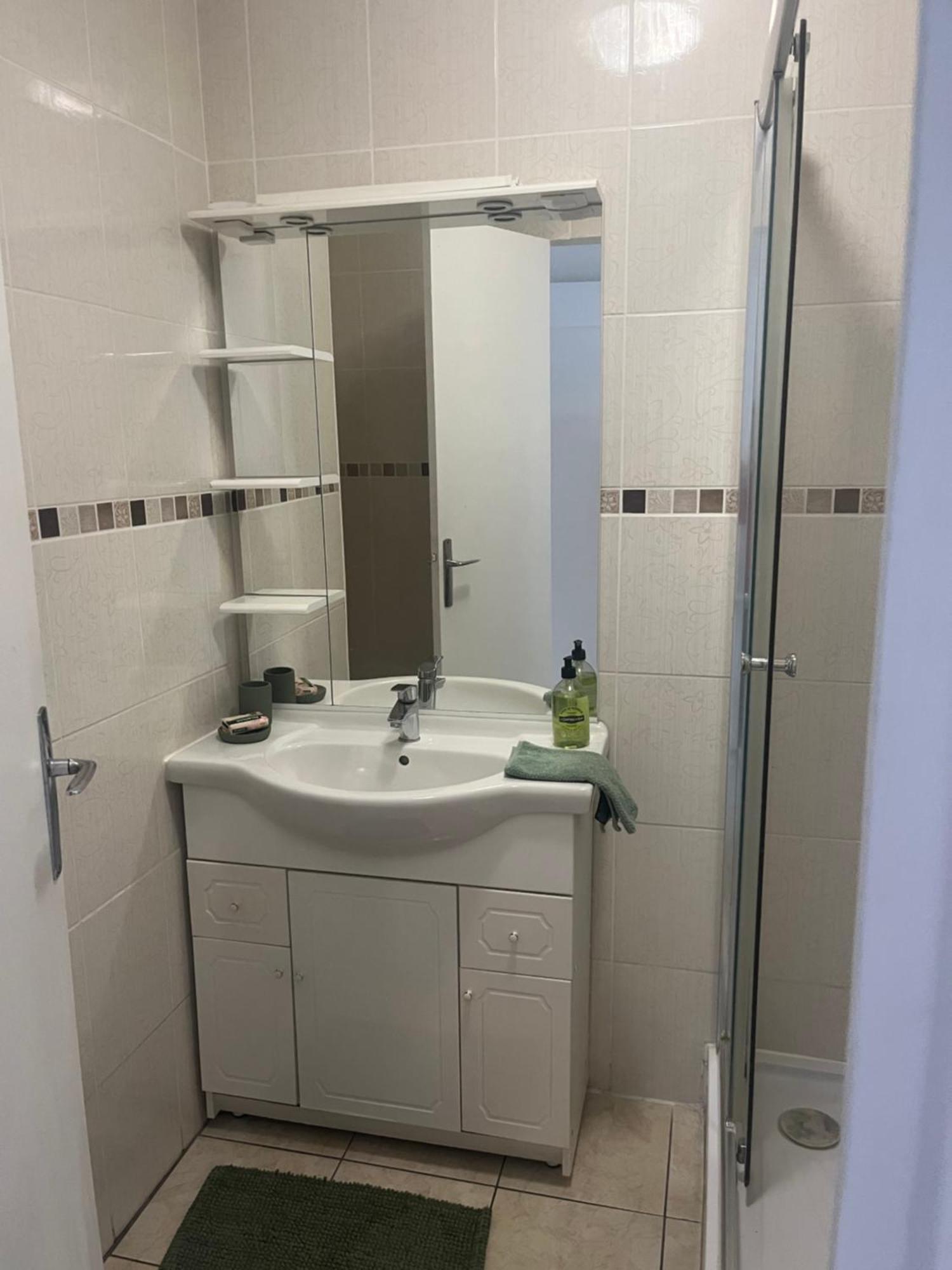 Appart T3 Proche Metro -Draps Et Serviettes Inclus Marseille Exterior photo